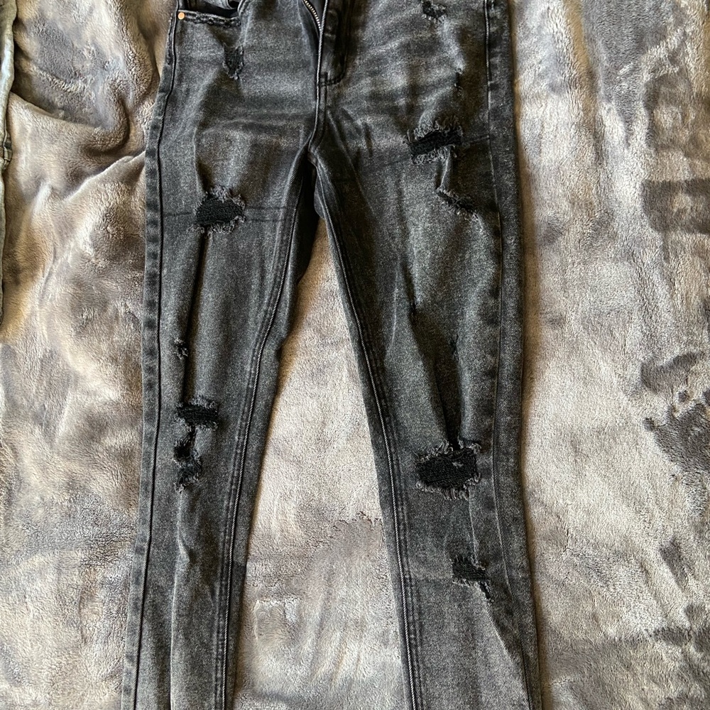 black skinny jeans